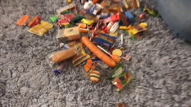 ШТУТГАРТ И МАГАЗИНЫ+ШОКОЛАДНЫЙ ФЕСТИВАЛЬ В ТЮБИНГЕНЕ+ПОДАРКИ ДОМОЙ смотреть онлайн
