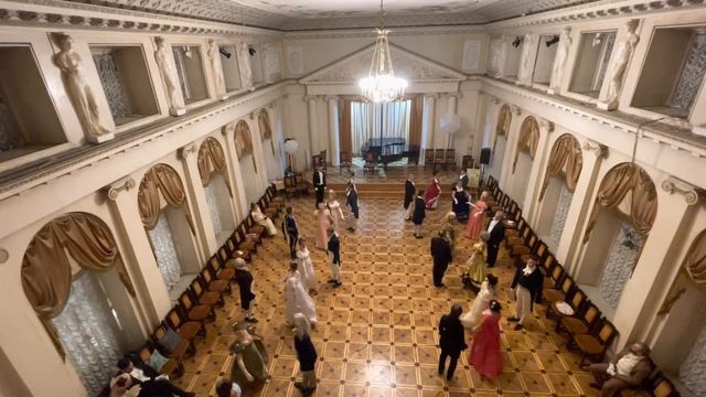 Контрданс "Дом, увитый жимолостью". Бал 30.10.2022. Сообщество танцоров "Assemblés" (Ассамбле) смотреть онлайн