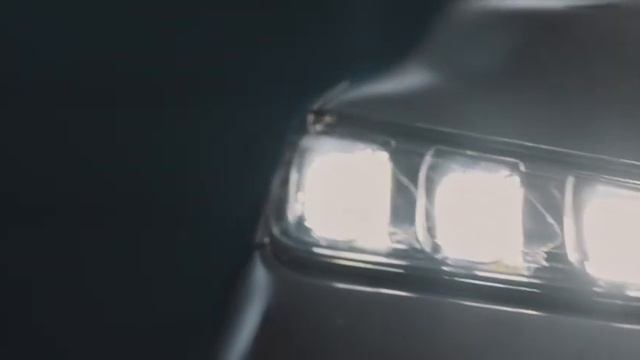 Maruti Suzuki Grand Vitara Key Features - Projector LED Headlights смотреть онлайн