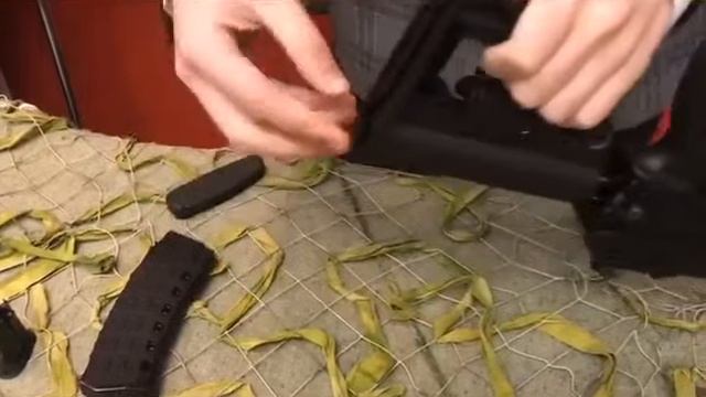 20200403-Мастер-класс из отдела военной истории по разбору АК-12 (Автомата Калашникова 12) смотреть онлайн