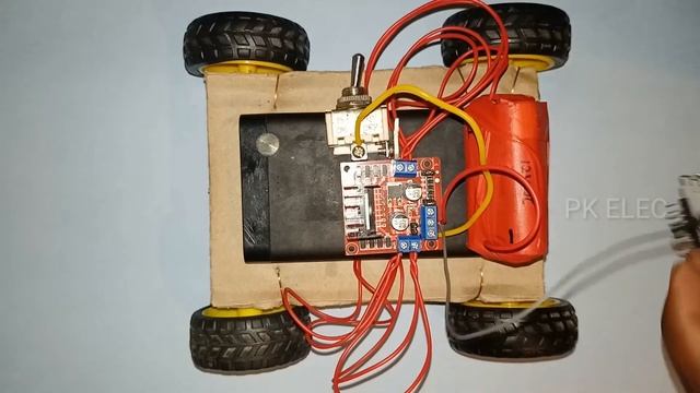 How to make bluetooth car | ESP32- Node MCU/smartphone controll/pkelec смотреть онлайн