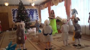 "Танец зайчиков" в исполнении мальчиков гр №5 МБДОУ "ЦРР - д/с "Сказка"