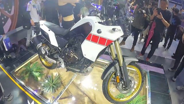 Макси скутер YAMAHA TMAX560, эндуро YAMAHA TENERE 700. Выставка CHINA MOTOR 23.