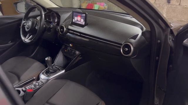 Mazda 2 G90 Elegance, Skyactiv G.Machine Gray- RP Performance смотреть онлайн