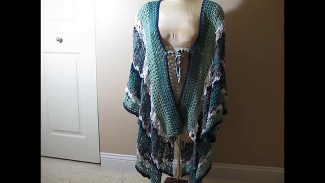 Featured on Lion Brand Website/Blog Customer Creations! Sea Goddess (Clement Canyon Poncho) смотреть онлайн