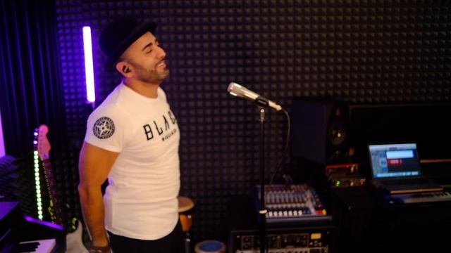 Sarkis Edwards Всюду новости, новости. смотреть онлайн