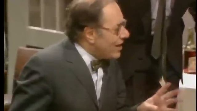 Fawlty Towers, Bad customer service (ESL annotations) смотреть онлайн