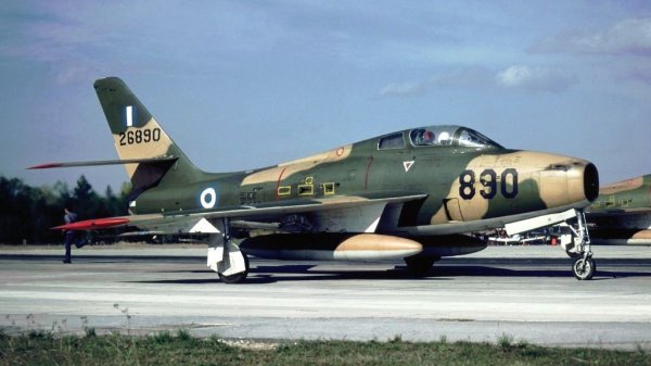 War Thunder. F84-F Thunderstreak