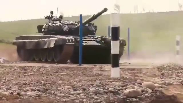 Соревнования по танковому биатлону впервые прошли в Узбекистане смотреть онлайн