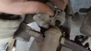 Замена задних тормозных колодок Hyundai Sonata 5 (EF)