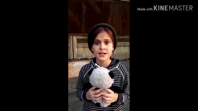 В.Ковыль (В потрёпанном своём пальтишке) Стихотворение 5 смотреть онлайн