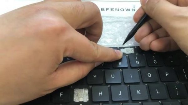 How to replace keycap Key for Macbook Air 13.6'' M2 A2681 keyboard 2022?