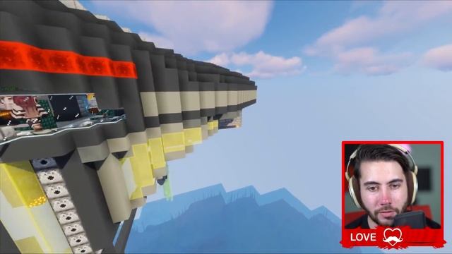 Surprising A Noob With The AMONG US SHIP In Minecraft! смотреть онлайн