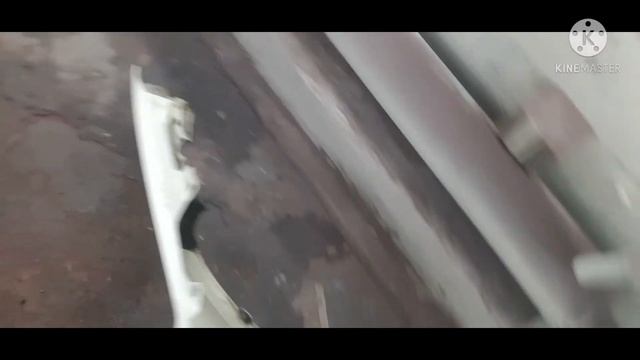 Ремонт дверей: снятие обшивки и замена ручек