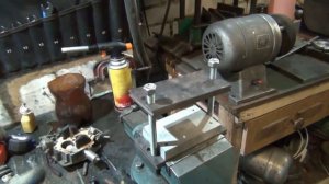 Приспособление для правки фланца карбюратора