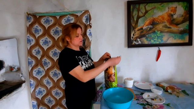 Фунчоза из Светофора за 130 рублей. Готовим на печи в деревне Фунчозу с фасолью и курицей. смотреть онлайн