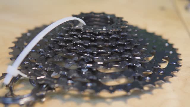 Shimano Cues -  немного о трансмиссии