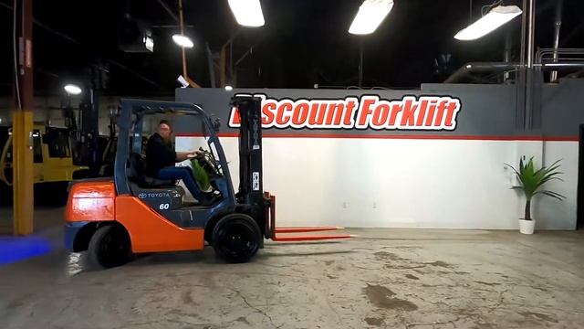 TOYOTA 8-Series 8FDU30 6,000lb Diesel #1678 - Forklift For Sale смотреть онлайн