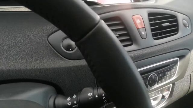 TopAuto Salon Samochodów Używanych prezentacja Renault grand scenic 1.9 DCI смотреть онлайн