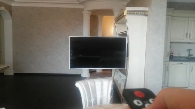 Моторизированный кронштейн для телевизора KingMounts WMF75-MT90F250 смотреть онлайн