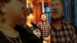 «Девка улицу мела, хрен огромный подняла» - шуточная народная песня