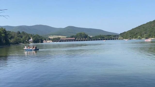 Кипарисовое озеро в Сукко смотреть онлайн