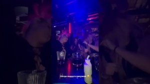 ИРИНА ПИНЧУК ВСТРЕТИЛА МАЙЮ ДОНЦОВУ В АЭРОПОРТУ ? ИРИНА ПИНЧУК И АРАЙ ЧОБОНЯН