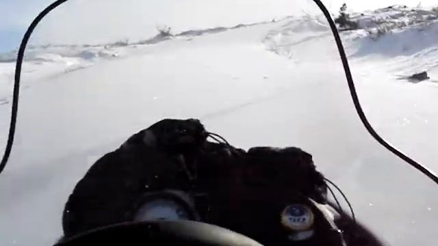 Polaris Widetrak at Lac à Jim Quebec смотреть онлайн