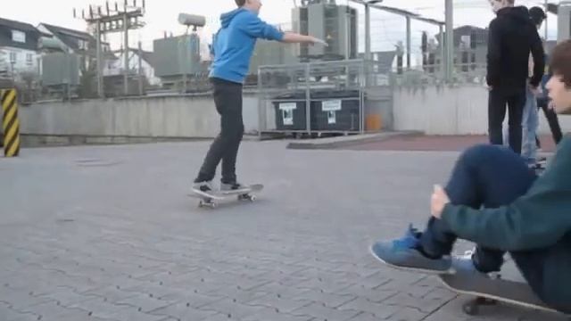Trollboarders - Friedrich - Skate Tape II смотреть онлайн