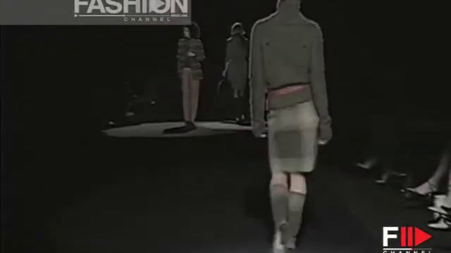 "Bill Blass" Autumn Winter 2004 2005 2 of 6 New York Pret a Porter by FashionChannel смотреть онлайн