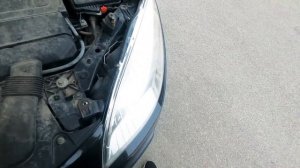 Замена лампочки в фаре | Рено Меган 3