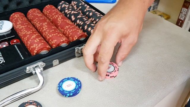 Набор для покера Casino Royale на 500 фишек смотреть онлайн