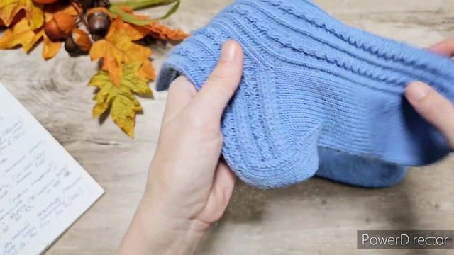 ВЯЗАНЫЕ НОСКИ.  Готовые работы . Август - сентябрь 2023.