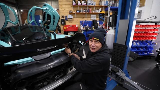 I REBUILT A WRECKED MCLAREN 720s THEN IT SET ON FIRE смотреть онлайн