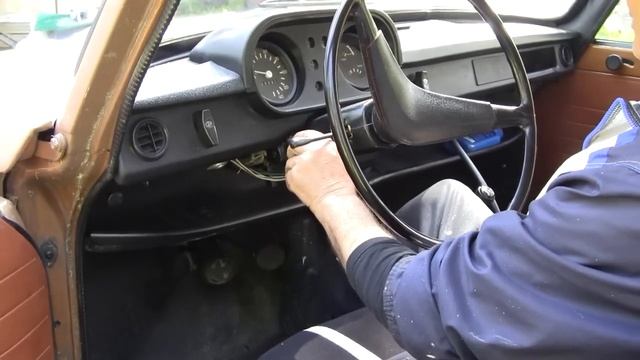 Wartburg 353W tourist vm 1977 touring car museo auto - museum car - संग्रहालय कार смотреть онлайн
