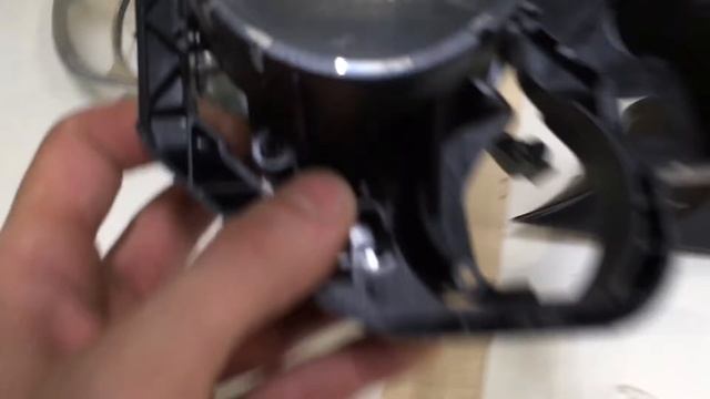 BMW 3-Series e90 - ремонт фар, замена стёкол смотреть онлайн