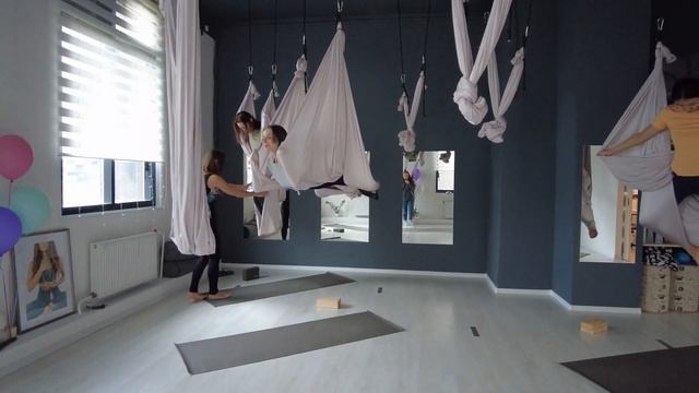 Набираем группы для занятий Аэройогой смотреть онлайн