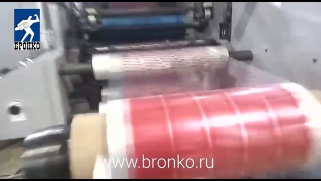 Печать на плёнке водными и УФ красками на флексографической машине ZBS 320 смотреть онлайн