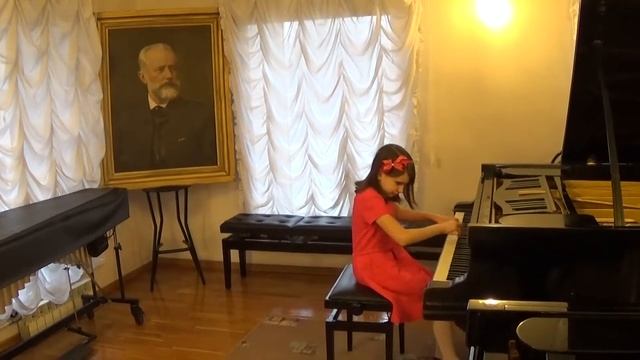 Д.Д.Шостакович "Испанский танец", исп. Вохминцева Юлия (11 лет) смотреть онлайн