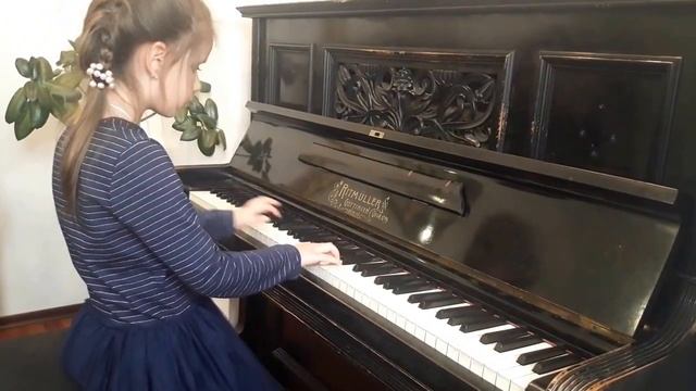 Полина Кривульская, И.И. Хисамутдинов "Веселый Помидор" смотреть онлайн