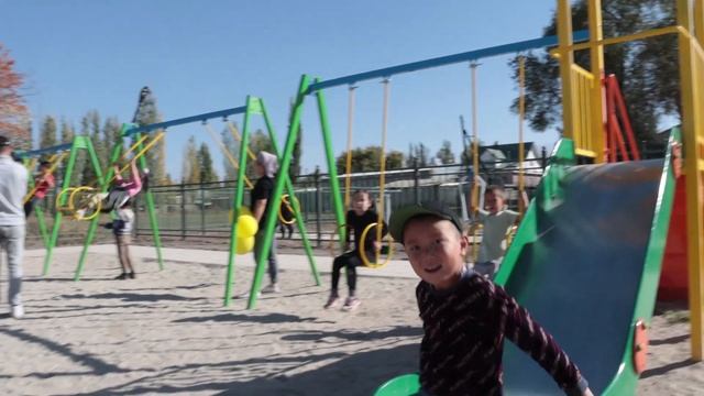 Жители Бураны и Дон-Арыка установили уличное освещение и детскую площадку смотреть онлайн
