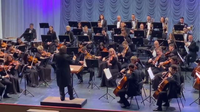 Чайковский П. Симфония №5 III часть. РАСО Дирижер Михаил Адамович смотреть онлайн