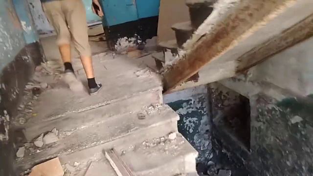 Столовка. Заброшенная военская часть. смотреть онлайн