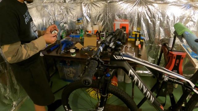 Canyon Lux SL7 2021 Bike Unboxing смотреть онлайн