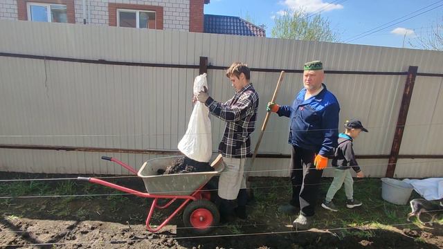 п. 8 марта. Май 2023 год. смотреть онлайн