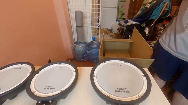 Купил электронные барабаны Roland TD-1 DMK за 60 000 и распаковал.