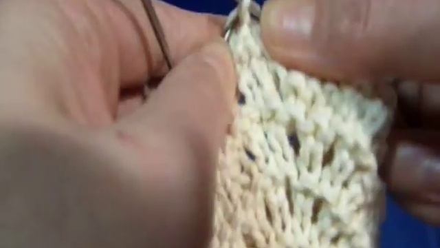 Как связать пинетки-сапожки спицами - 27 / How to knit baby booties shoes - 27 смотреть онлайн