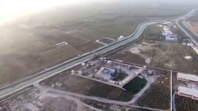 Смертник на тачке взорвал всю базу смотреть онлайн