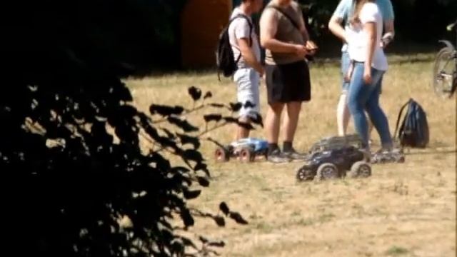 Traxxas Summit & Ko Tropfy Raid Izmailovo (Part1) 27.07.2014