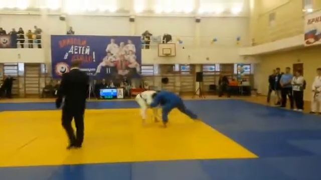 БУЗУРГМЕХР БОБОХОНЗОДА смотреть онлайн